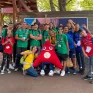 Jeunes et professeurs du lycée agricole Val de Drôme aux jeux paralympiques avec la Phryge