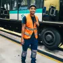 Ayoub est accompagné par la Fondation Apprentis d'Auteuil dans le cadre d'un programme d'apprentissage SKOLA "Technicien de maintenance industrielle ferroviaire". Il travaille sur le site RATP MP14 (
